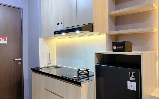 Serene And Tidy Studio Apartment Transpark Juanda Bekasi Timur