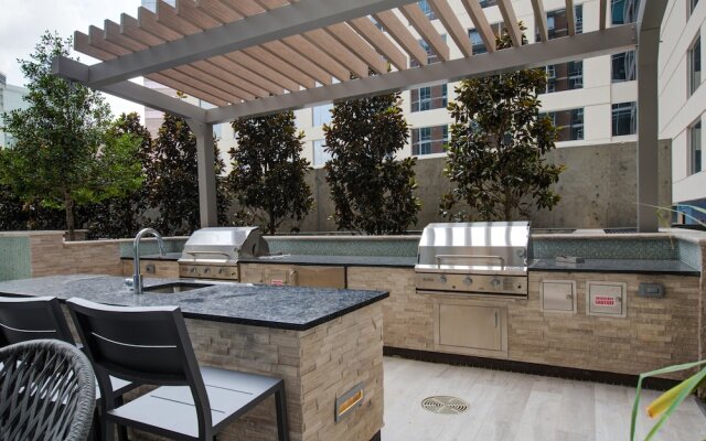 Locale Med Center at Latitude