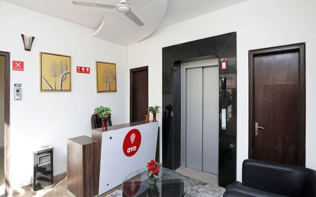 OYO 11872 Heaven Inn