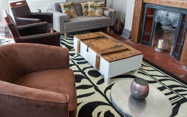 Oaklands Guest House