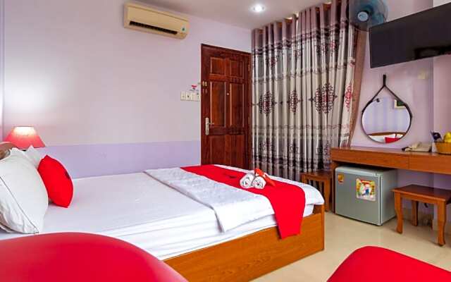 RedDoorz Nam Bac Hotel Phan Dang Luu Phu Nhuan