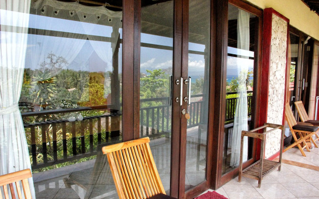 The Tanis Beach Resort Nusa Lembongan