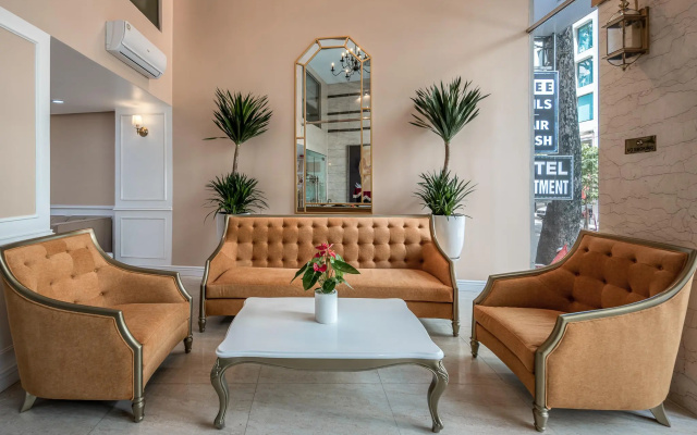 SAZI Resin Hotel - Free Nails/HairWash