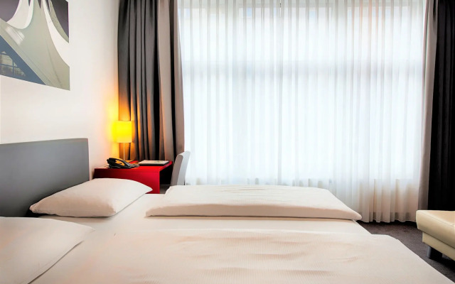 Garner Berlin Gendarmenmarkt, an IHG Hotel