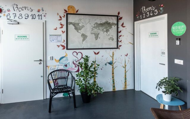 Vibrant Iceland Hostel