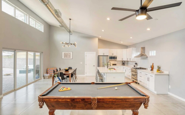 Ezra by Avantstay Modern South Scottsdale Escape