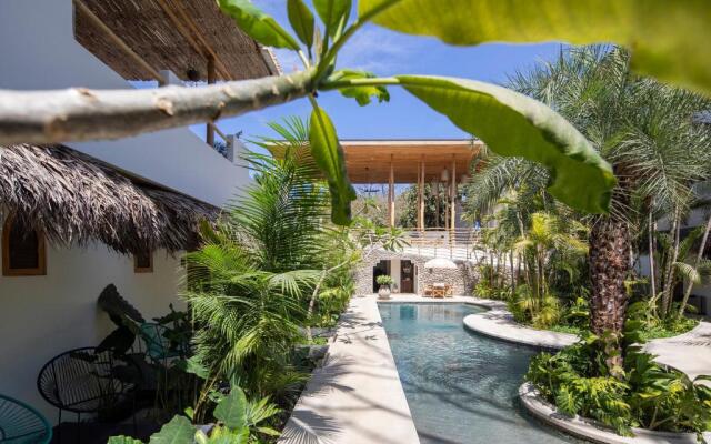 The Nomadic Hotel