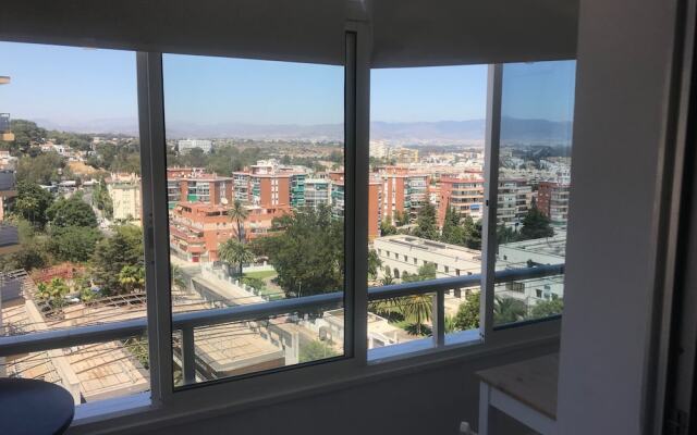 Kyo Verdiales Apartamento