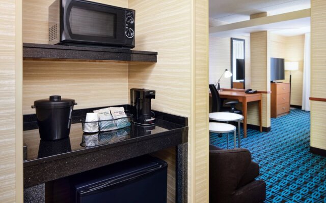 Fairfield Inn & Suites Plainville