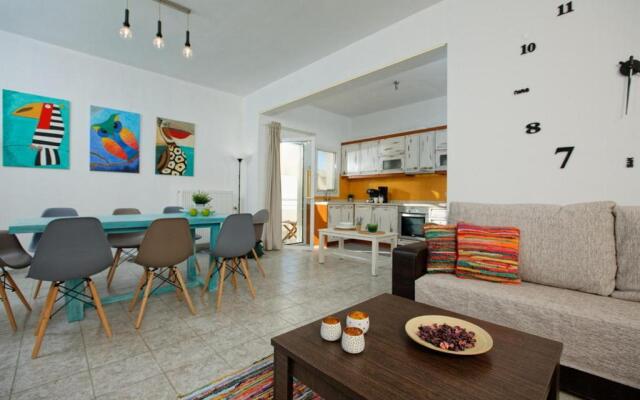 Bright and stylish 3 bedroom apartment