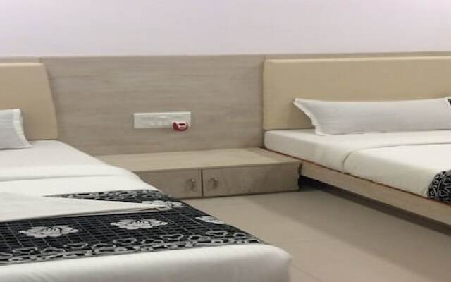 Room Maangta 133 @ Kurla West