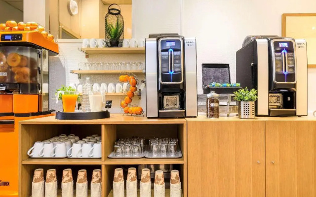 Matabi Hotel Toulouse Gare by HappyCulture