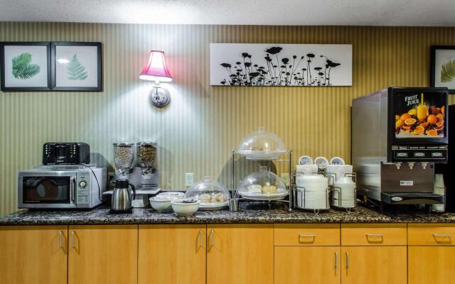 Sleep Inn & Suites