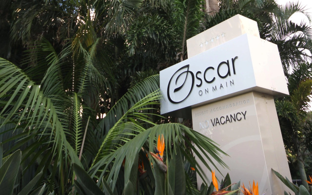 Oscar on Main Resort