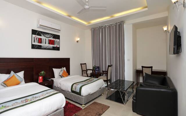 OYO 11872 Heaven Inn