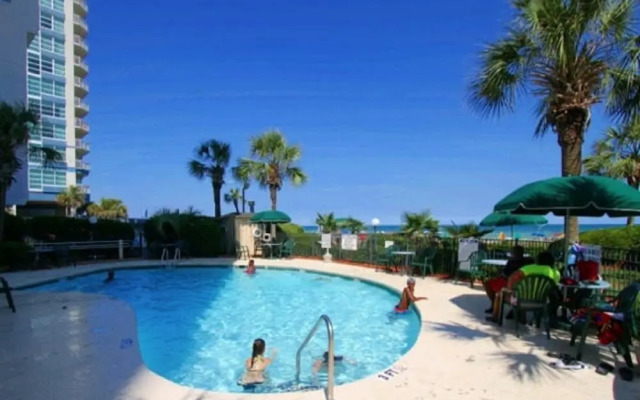 Palms Resort by Elliott Beach Rentals