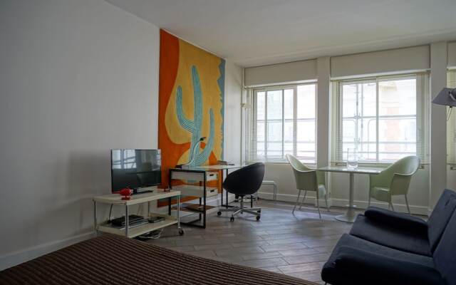 Champs-Elysés - Studio - Paris 8