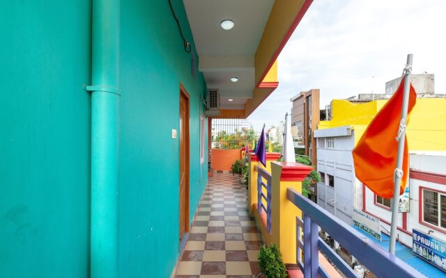Oyo 18450 Puduvai Inn Guest House