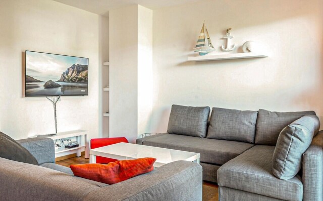 Awesome Home in Mielno With 5 Bedrooms and Wifi