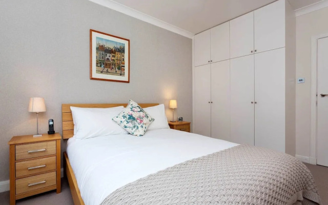 The Secret Chelsea Garden