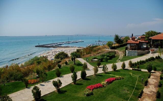 MONASTERY Apart Complex