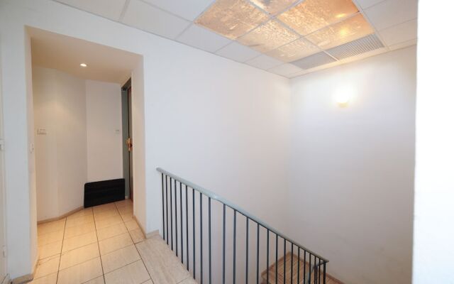 Carré D'or - Five Stars Holiday House