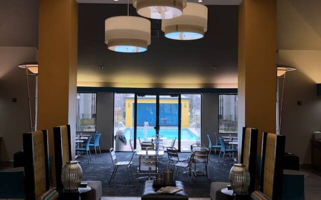 Clarion Inn & Suites US 65 & Battlefield Road