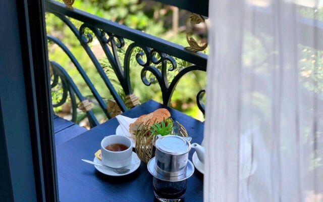 The Royal Hotel Apartment - Phu My Hung