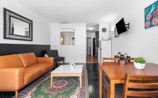 Villa Vaucluse Apartments of Cairns