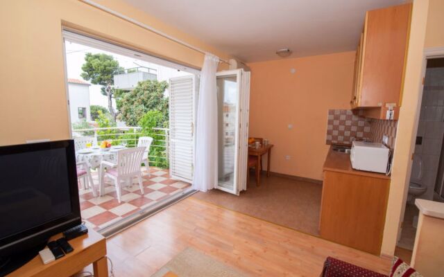 Apartment Dejan Makarska