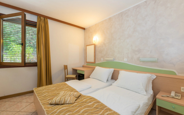 MASLINICA Narcis Hotel