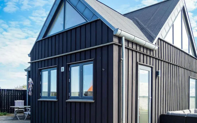 Picturesque Holiday Home in Struer near Sea