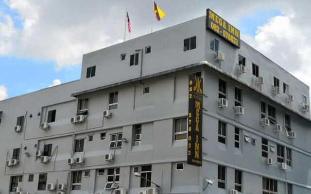 Mega Inn
