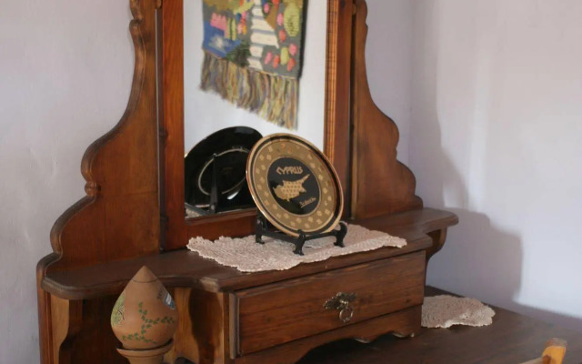Vasilopoulos House