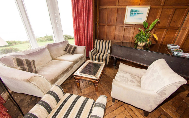 Whitsand Bay Hotel