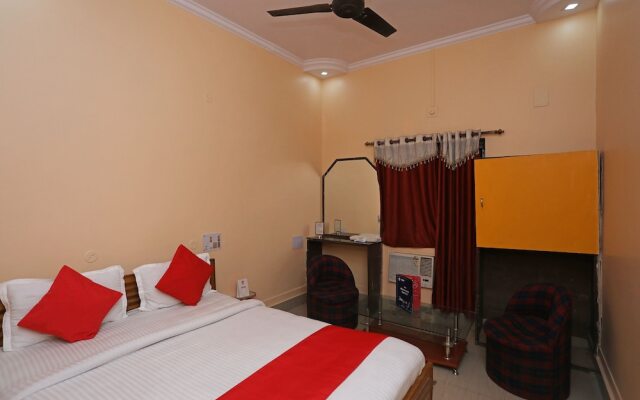 Hotel Vineet by OYO Rooms