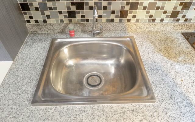 Relaxing Studio Apartment at Tamansari Papilio