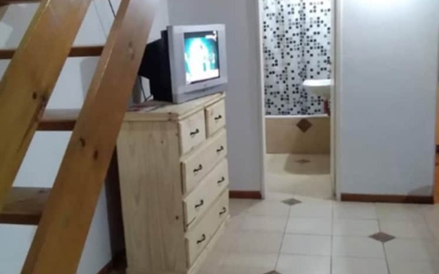 Private House - Airport