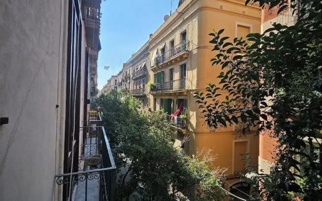 Central and Basic Universitat