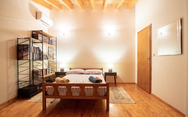 Neromilos Harmony - Roussis Residence
