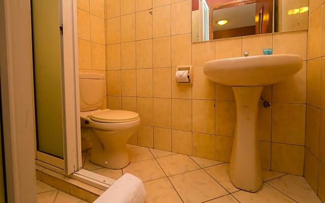Plus254 Hotel
