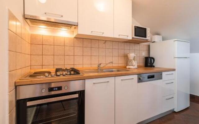 Bruna 1 Apartment