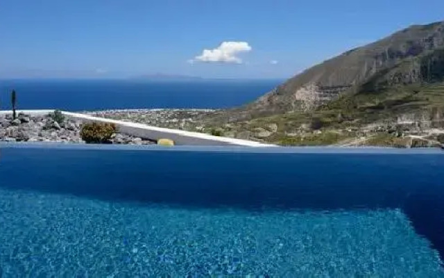 Villas by Senses collection