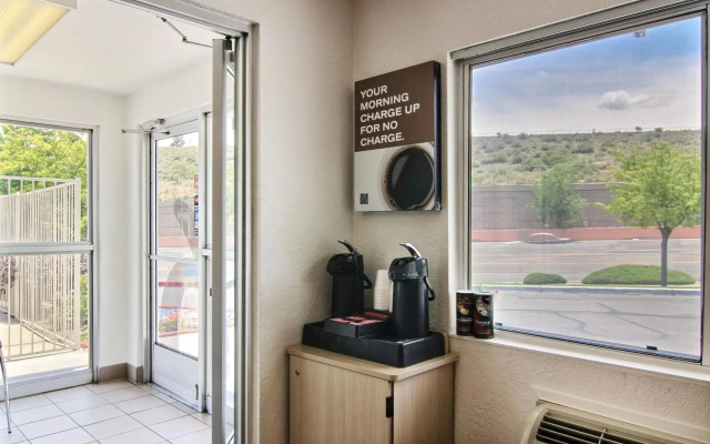 Motel 6 Albuquerque, NM - Midtown