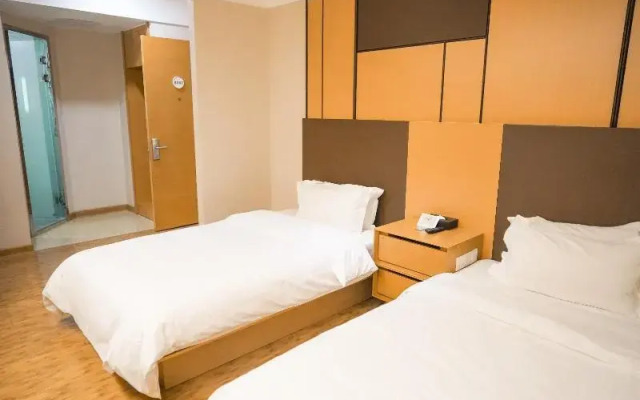Ji Hotel (CCNICEC, Chengdu)