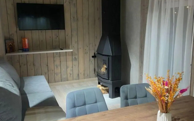 Cozy house at Y.E.S. Water Park (1B)