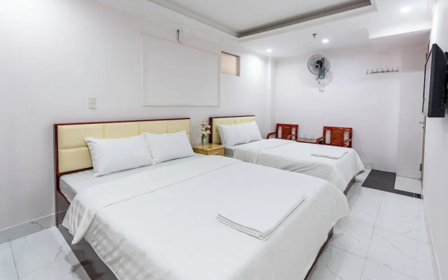 Light Hotel