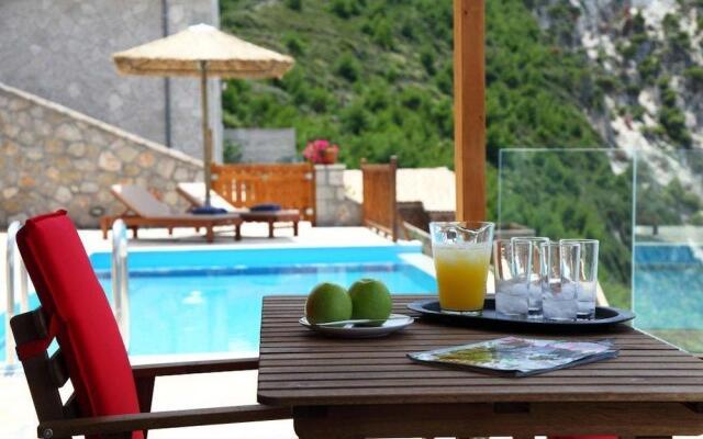 Milos Paradise Luxury Villas