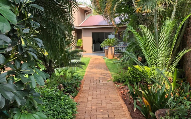 Odelia Guest House