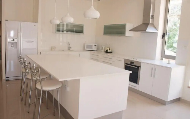 MBH3 - 12 Maavar Beit Haknesset - Jerusalem-Rent